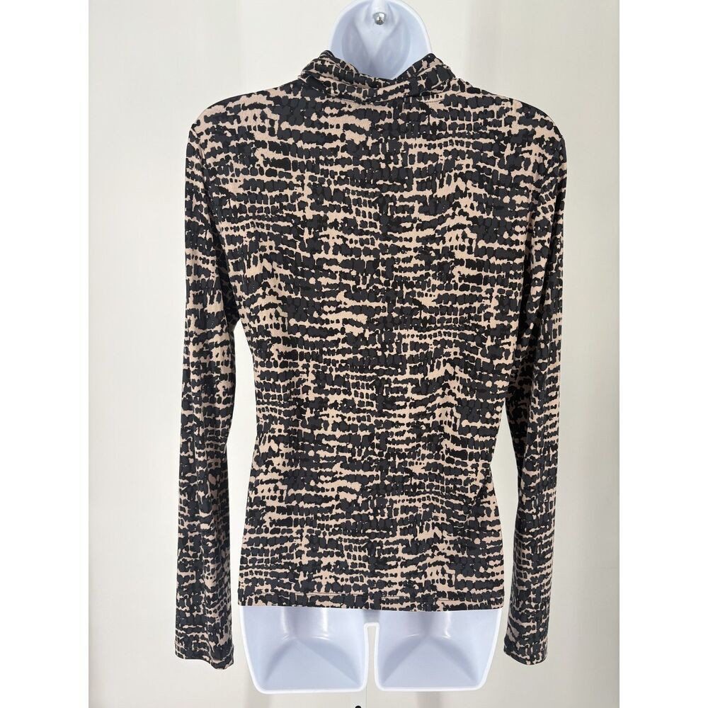 Evereve Turtleneck Top Black & Tan Long Sleeve Stretch Knit - Picture 2 of 4